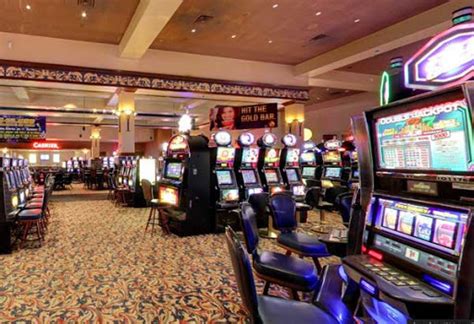 Careers at Golden Acorn Casino & Travel Center .